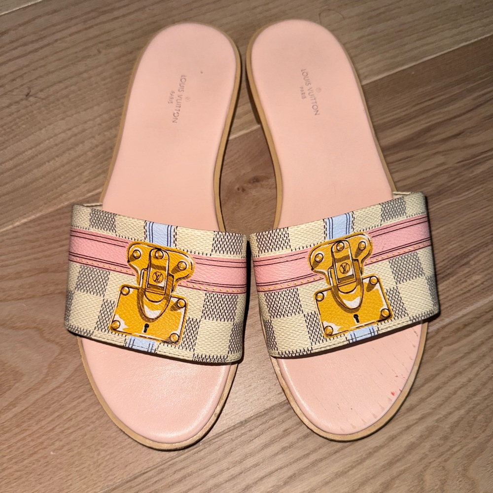 Louis Vuitton Pink and Cream Sandals with Whimsical Design